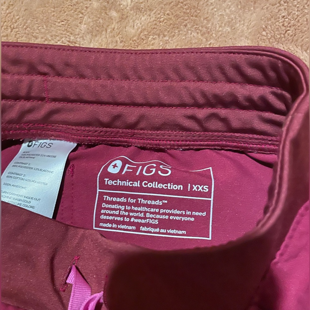 Figs Zamora Jogger Scrub Pants - Picture 2 of 2